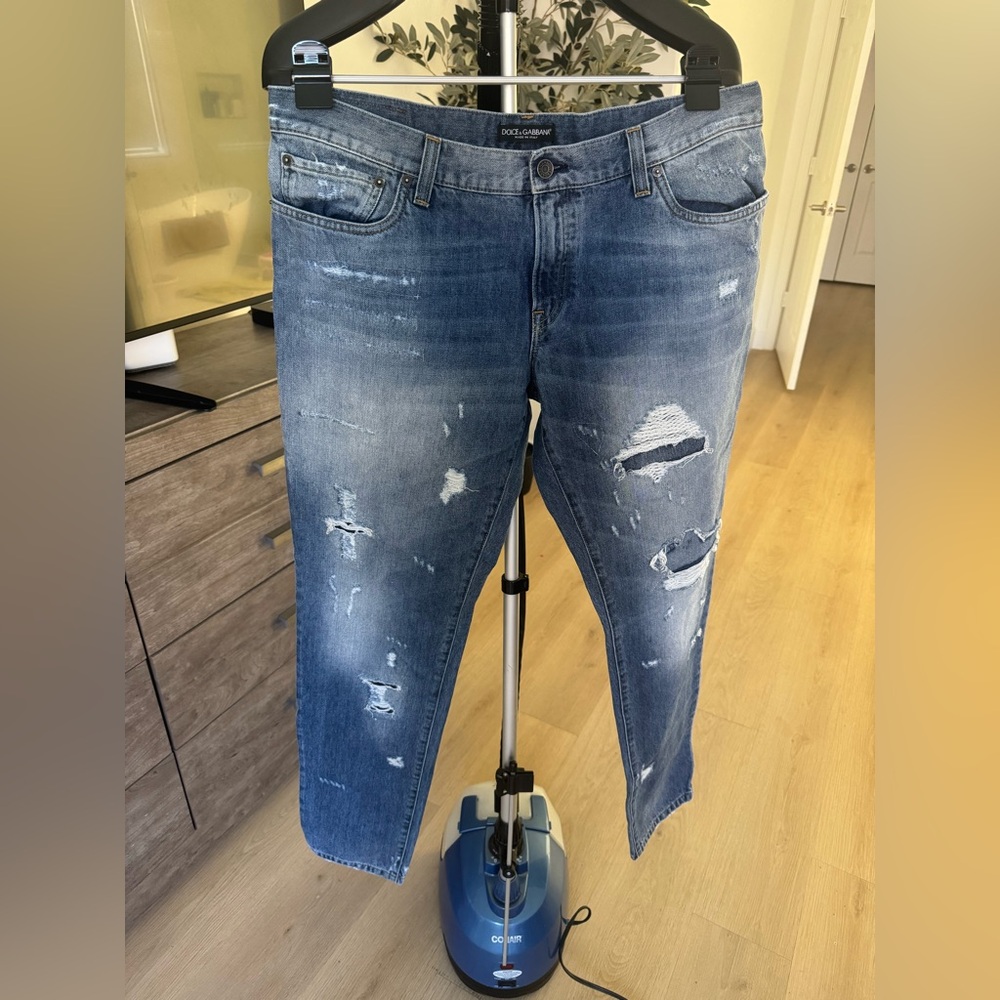Dolce and Gabbana men jeans. Gently worn.